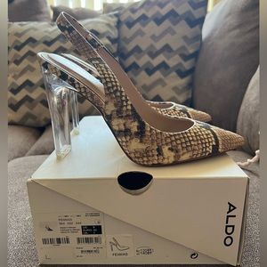 Women’s Snake Inspired Heel